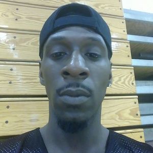 Meet your Posher, Dennis