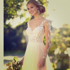A brand NEW wedding dress WITH tags!