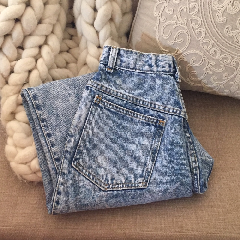 Vintage High Waisted Acid Wash Jeans