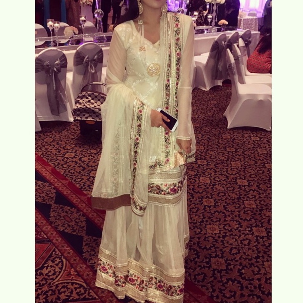 Cream net lengha choli