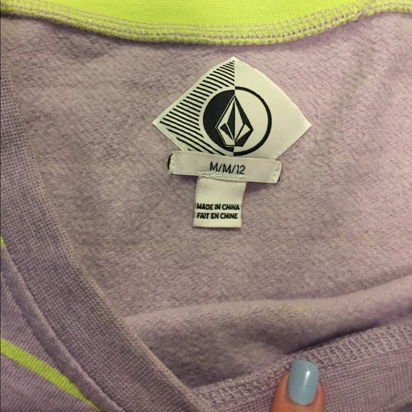 Volcom crew - Picture 3 of 3