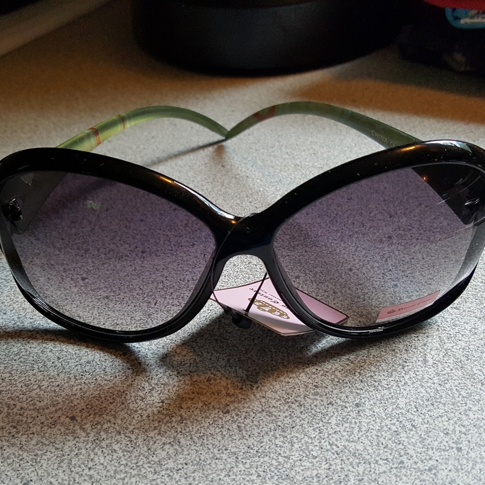 Womens princess couture sunglasses