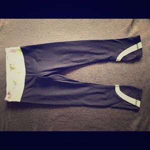 lululemon yoga pants