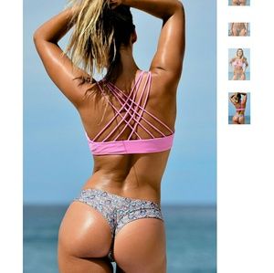 Size m bikini bottoms