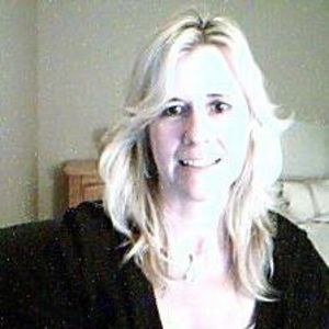 Meet your Posher, Lorie