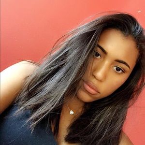 Meet your Posher, Aisha