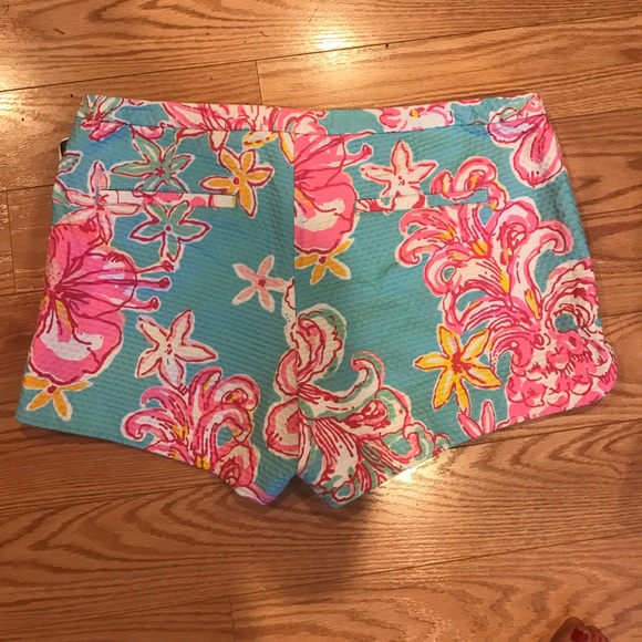 NWOT Lilly Pulitzer Aide Short in Lolita - Picture 4 of 4