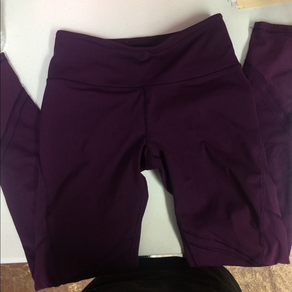 Plum mesh leggings