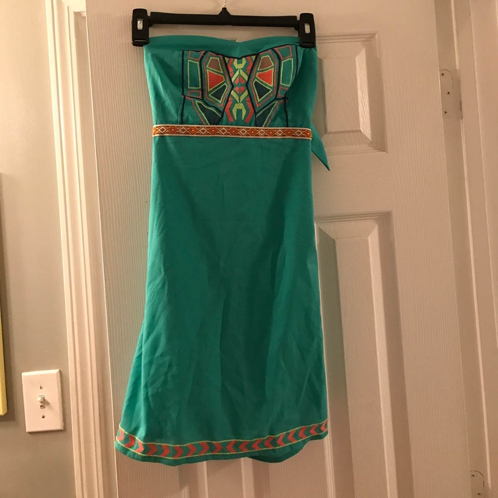 Flying tomato dress