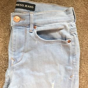 Express Mia Midrise Light Wash Jean Legging 💙