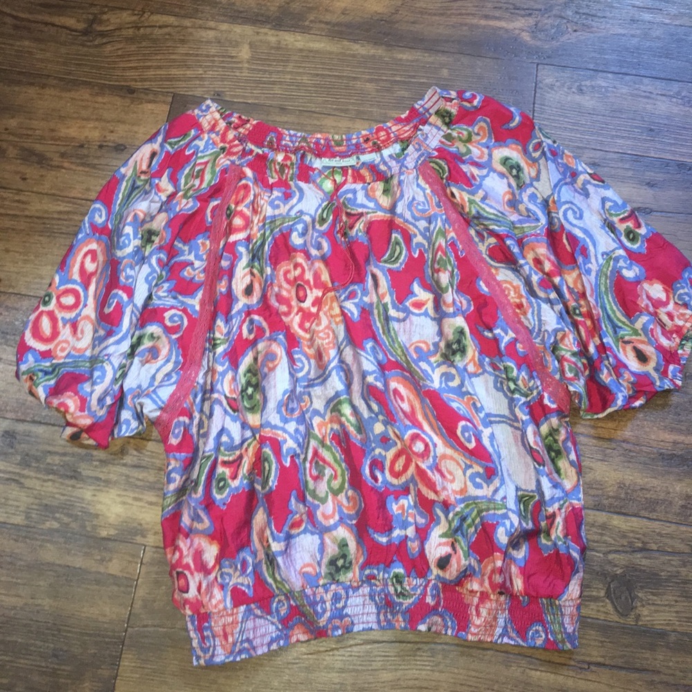 Art and soul woman's blouse