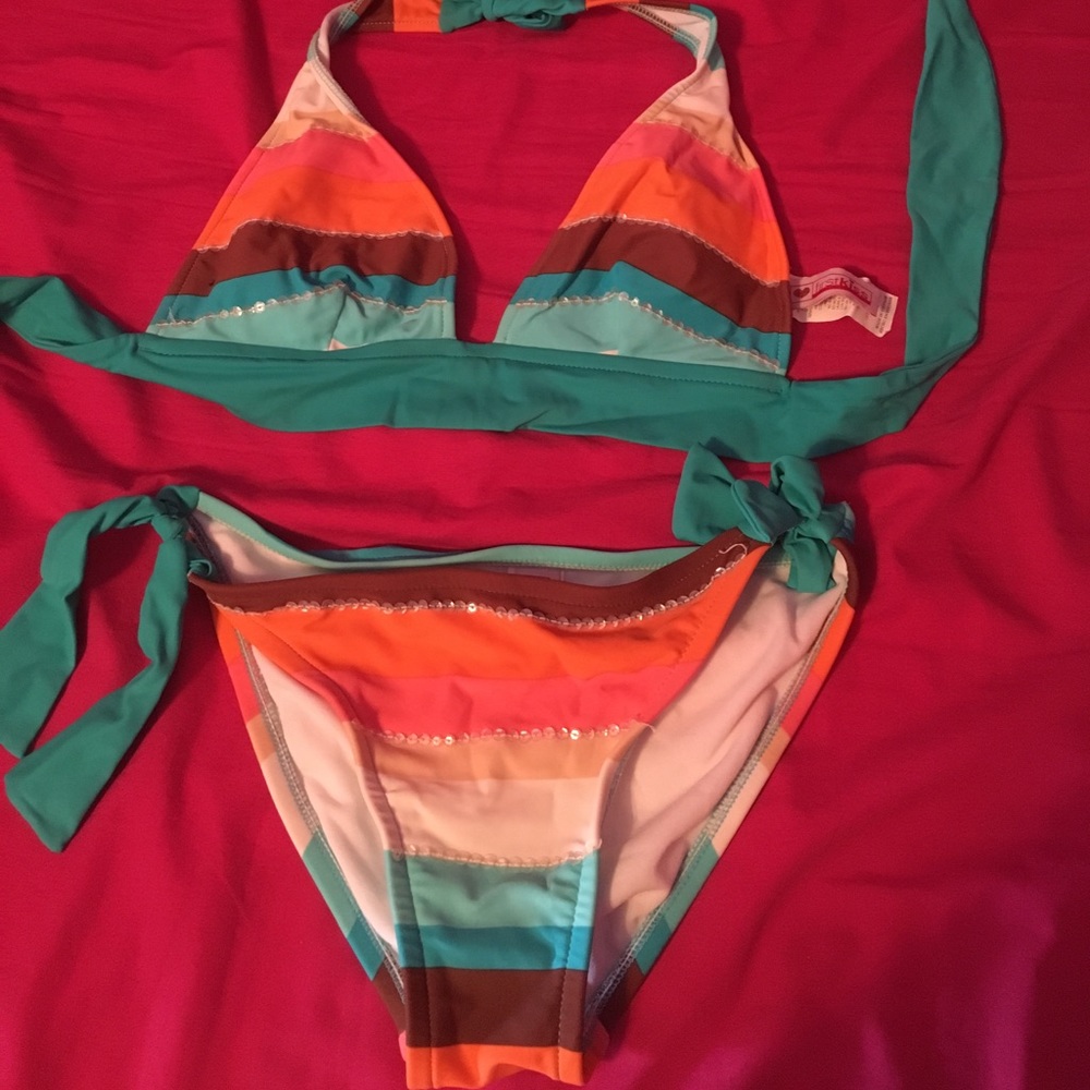 Striped bikini!