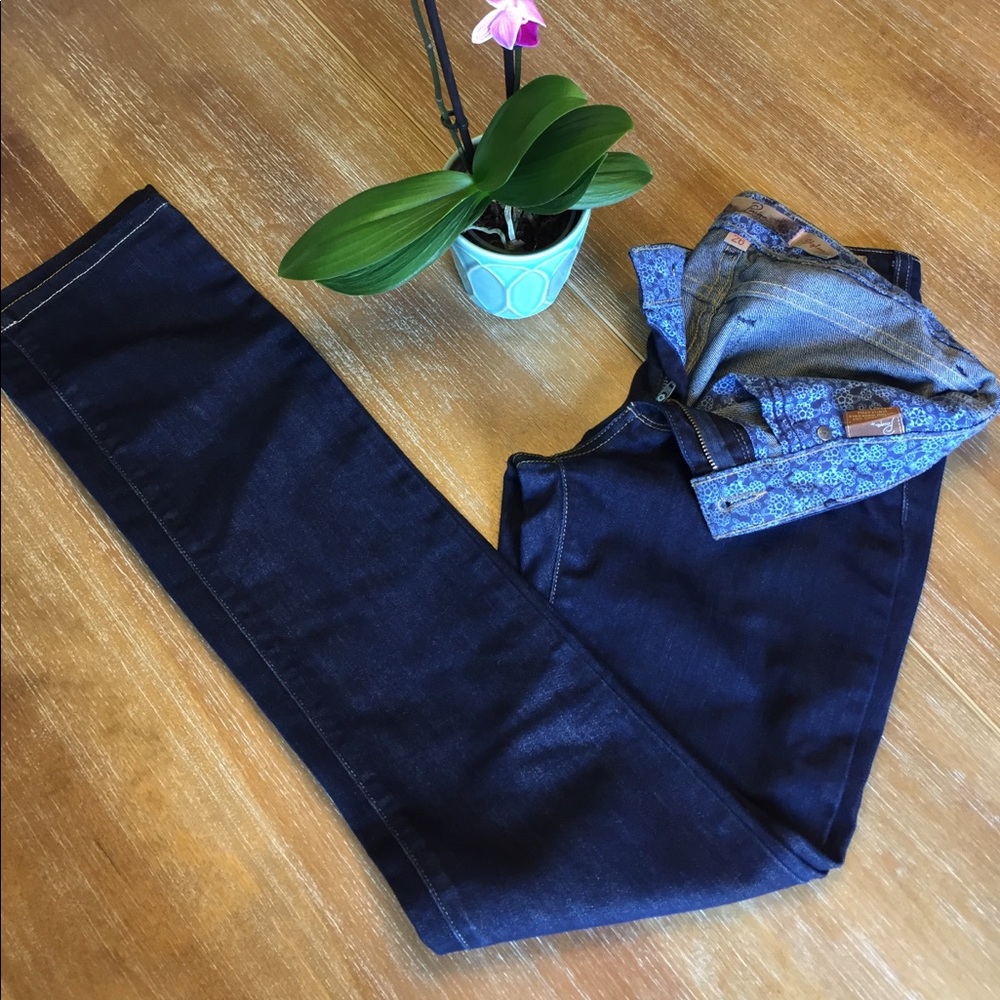 Paige Skyline Straight leg jeans