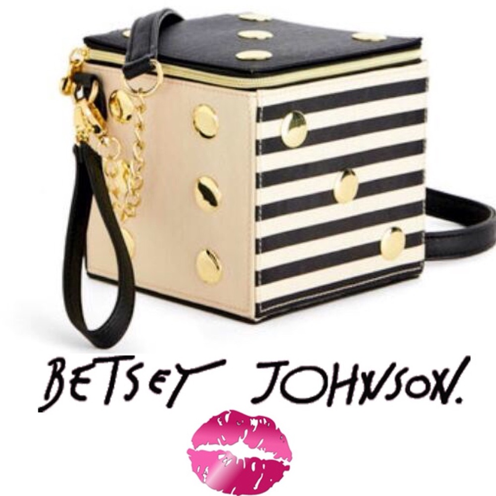 💋RARE💋 BETSEY JOHNSON Dice Purse