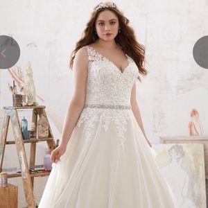 Morilee Wedding Dress, Size 16, Style#3214