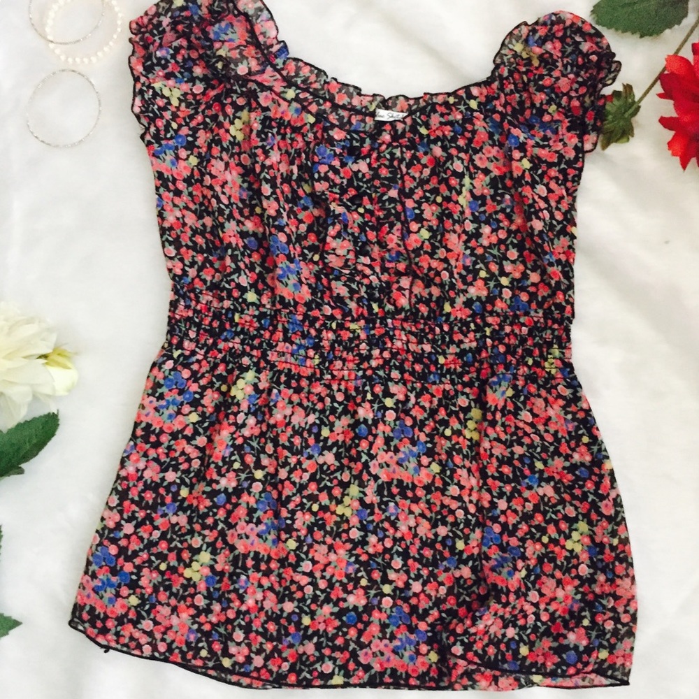 ⚠️‼️ SALE‼️⚠️🌷🌼Floral print Blouse 🌼🌷
