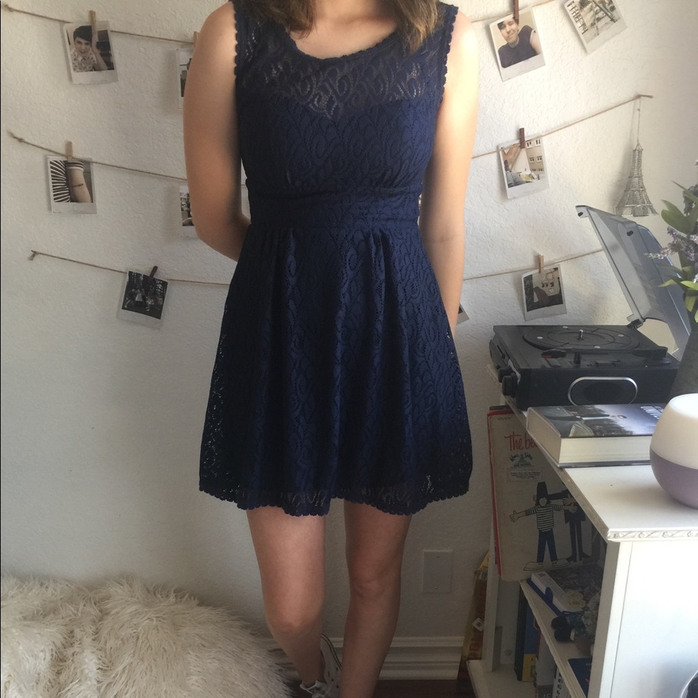 lace navy blue B. DARLIN dress