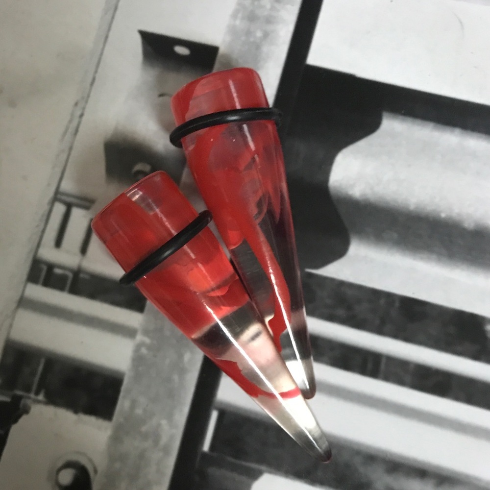 9/16th acrylic tapers