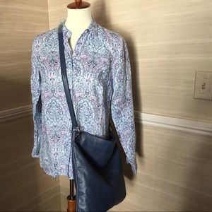 JJill Genuine leather cross body bucket bag.