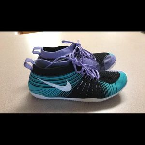 New Nike Hyperfeel purple and blue