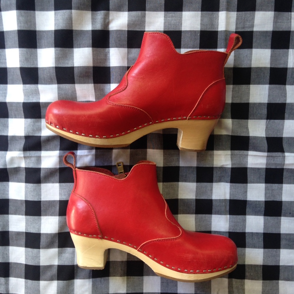 Swedish Hasbeens Victoria bootie boot red 38 clog - Picture 2 of 8