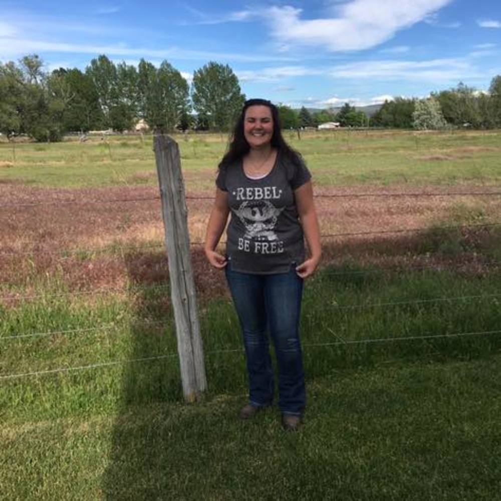 Meet your Posher, Eva