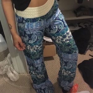 long loose yoga pants 👖 🌞🌚