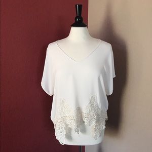 ASTR Cream Crochet Hem V-neck
