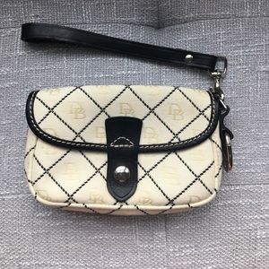 Dooney & Bourke Cream Wristlet