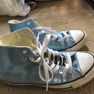 High top converse (baby blue)