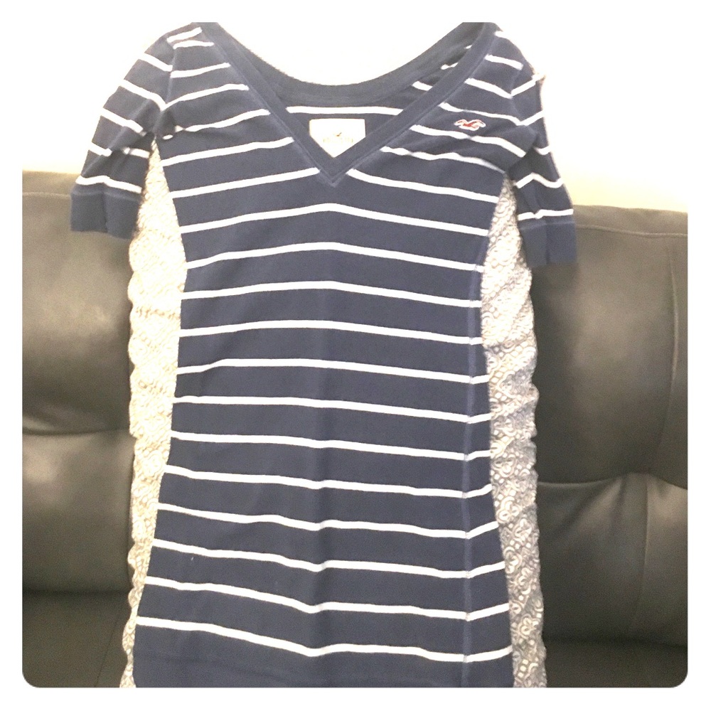 Hollister quarter length sleeves size XS