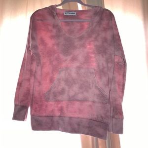 Kittenish sweat suit