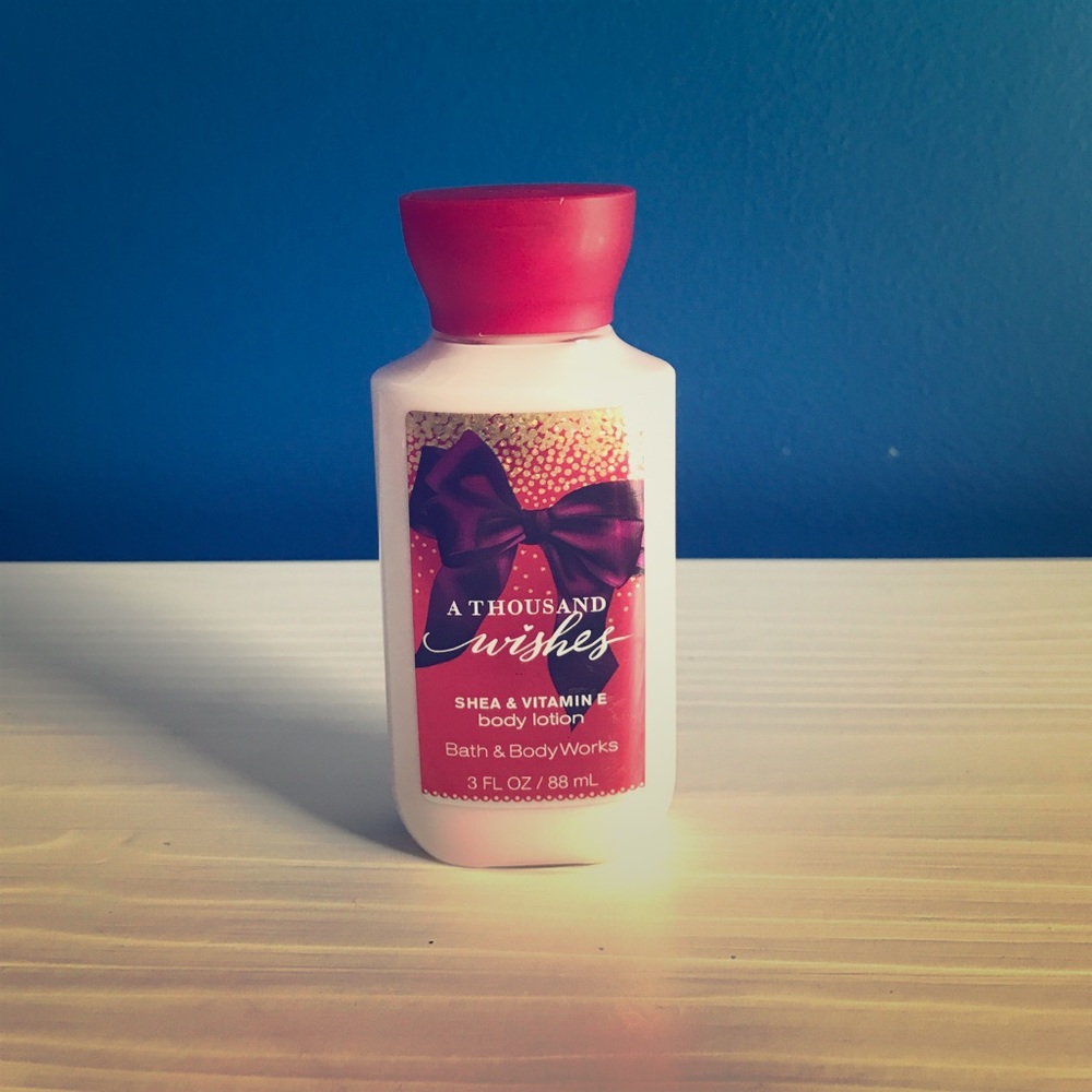 Bath&BodyWorks A Thousand Wishes body lotion