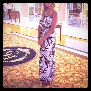Strapless maxi-dress