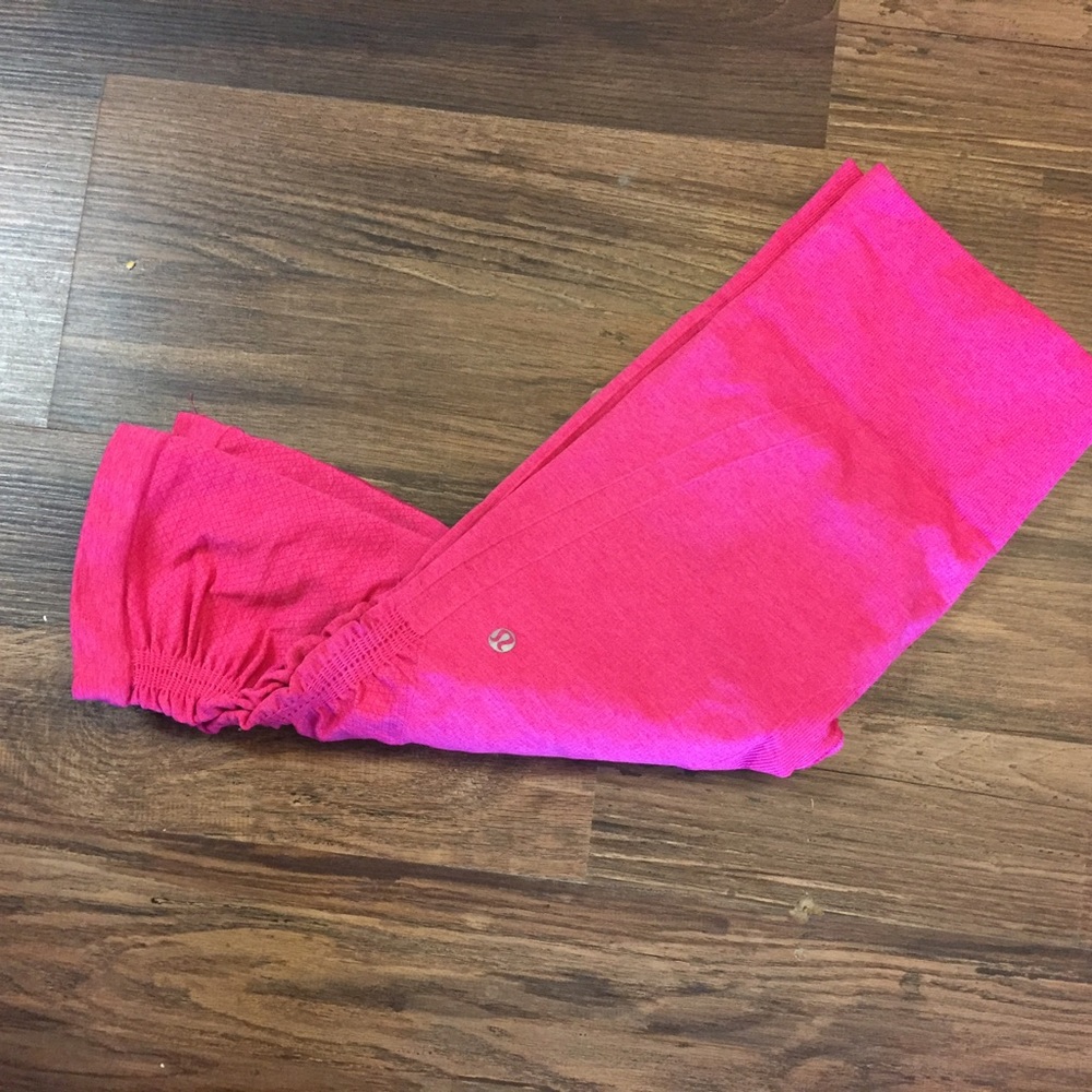 Lululemon In the Flow Crop