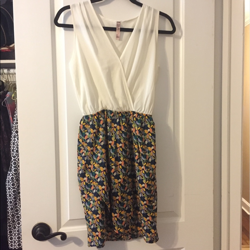 Peppermint Leaf Print Faux Wrap Dress size Small