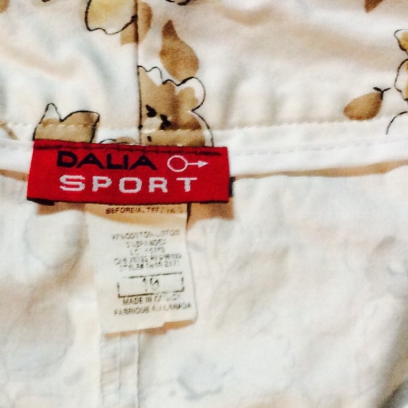 Dalia Sport Floral Skirt - Picture 3 of 3