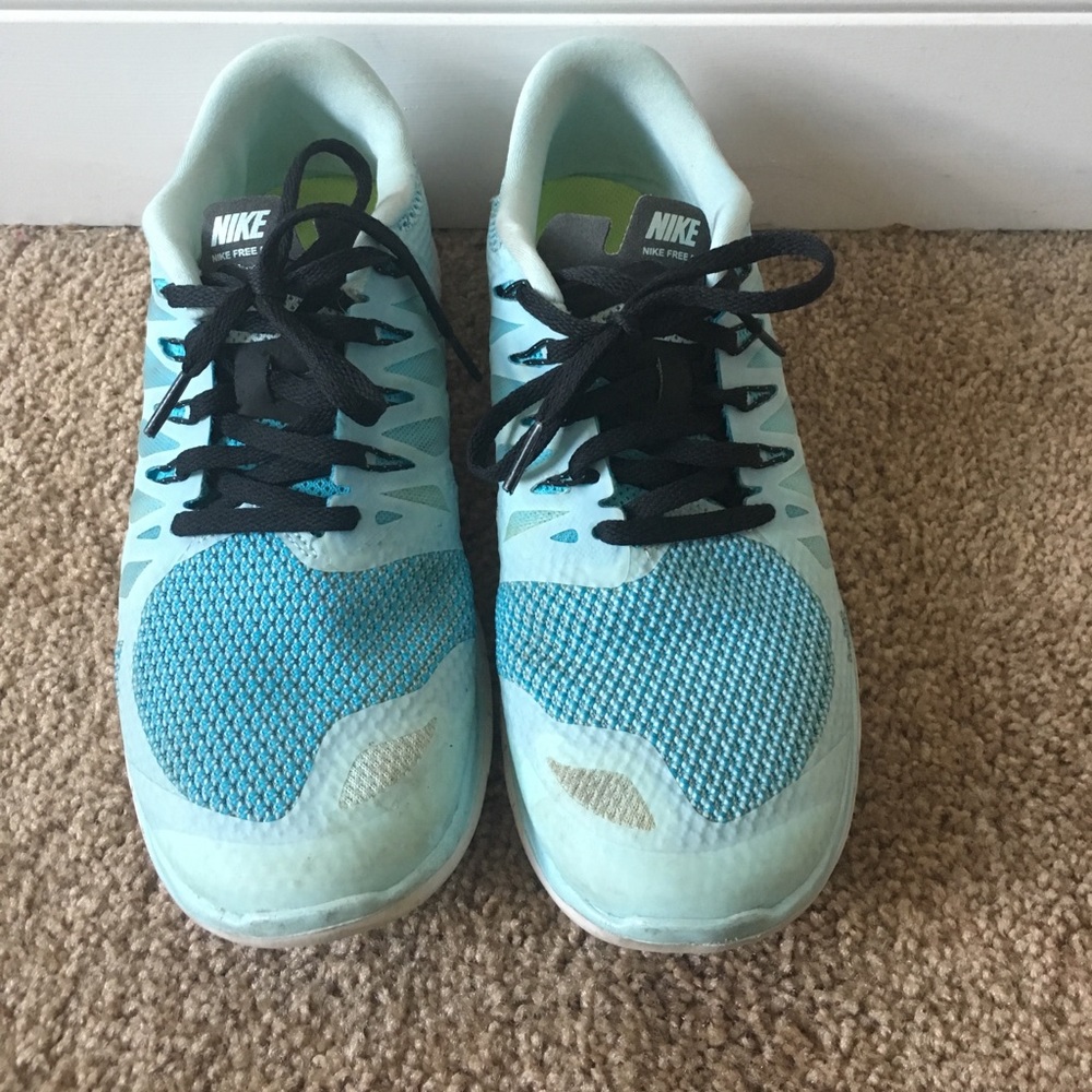 NIKE baby blue Frees