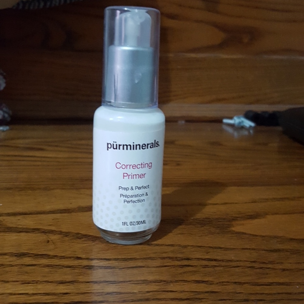 Pur Minerals Correcting Primer