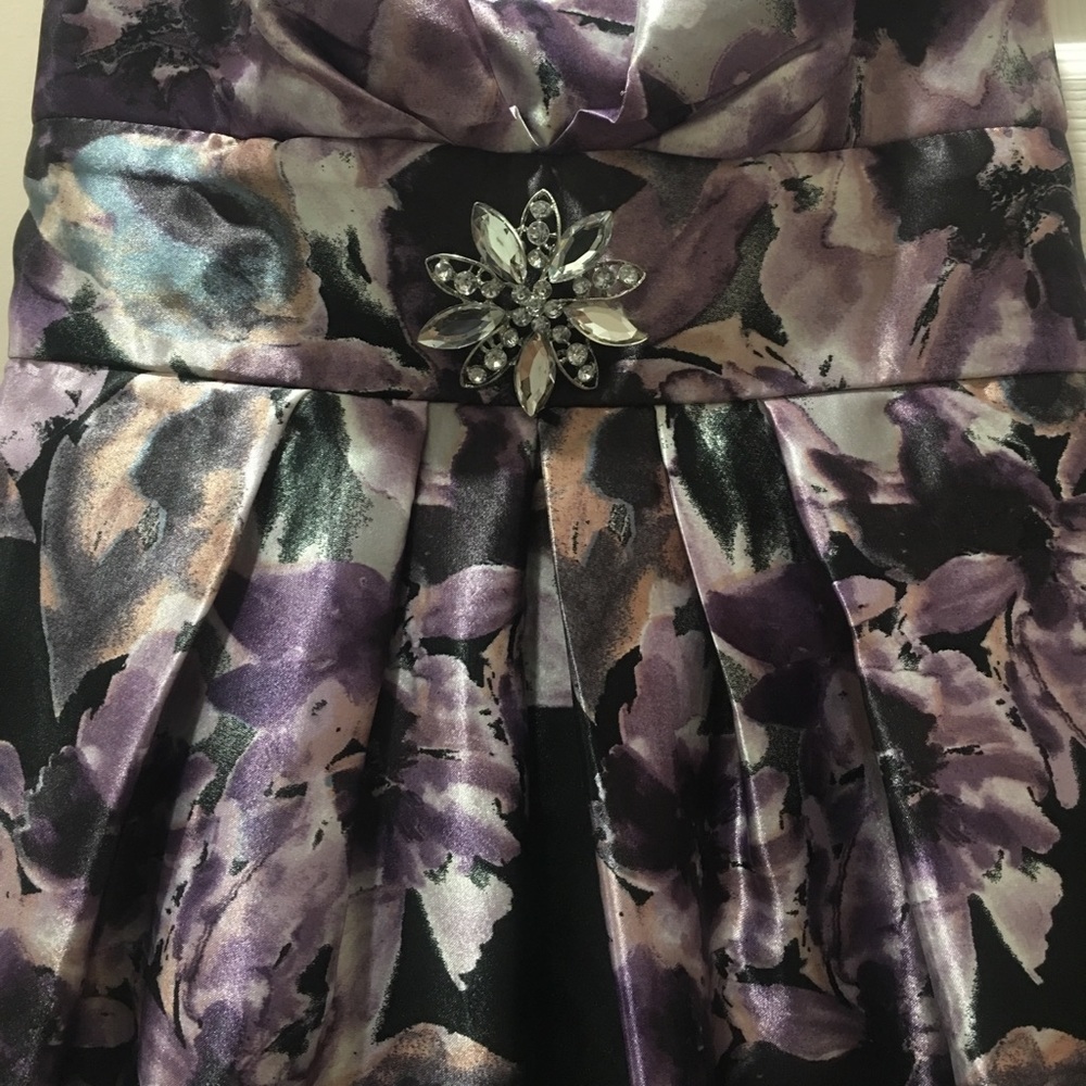 STRAPLESS DATE DRESS - Picture 2 of 4