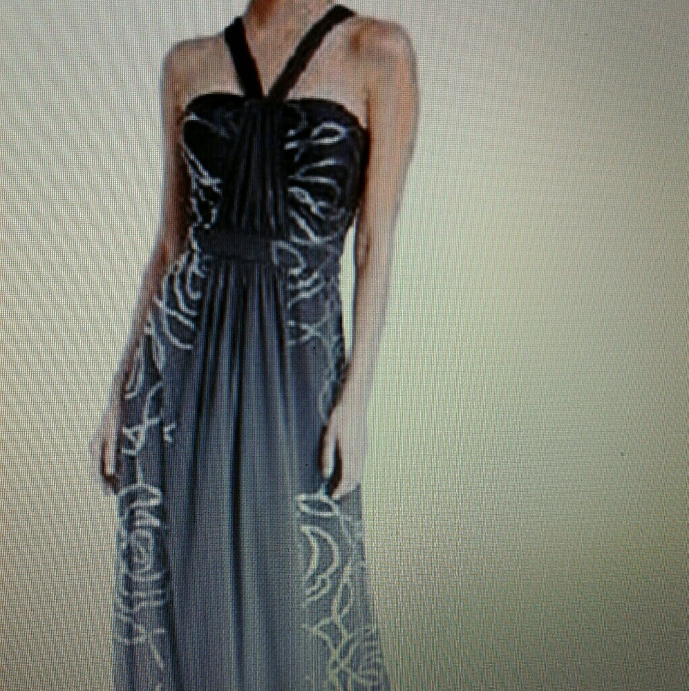 Metallic rose pattern dramatic halter-neck gown