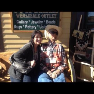 Meet your Posher, Becky