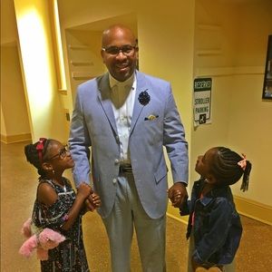 Meet your Posher, Charles