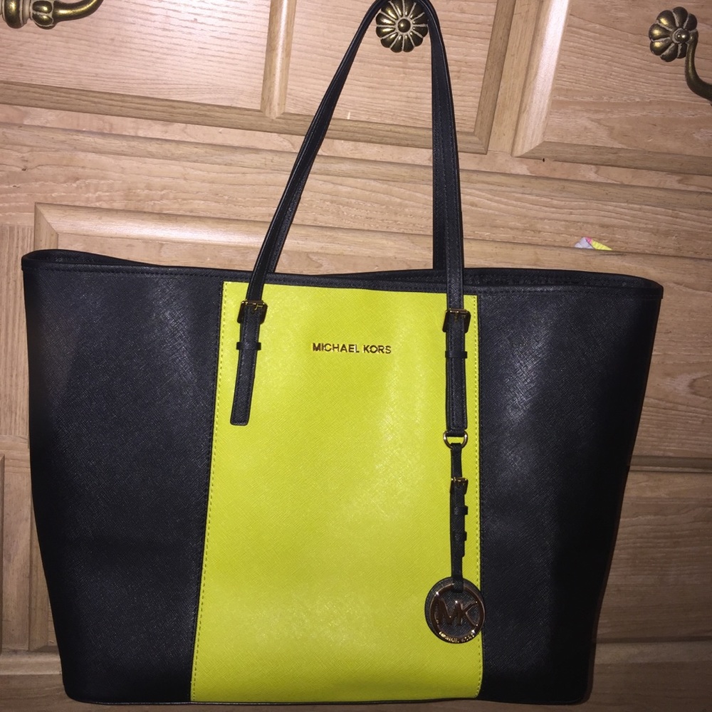 Authentic Michael Kors tote