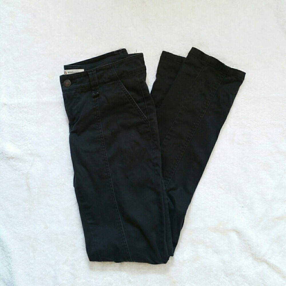 BCBG black skinny pants