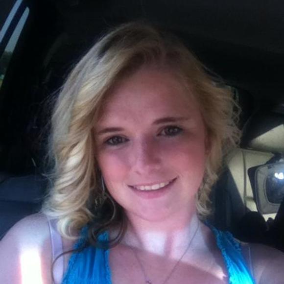 Meet your Posher, Shelly - Picture 1 of 1