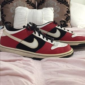 Nike youth sneakers