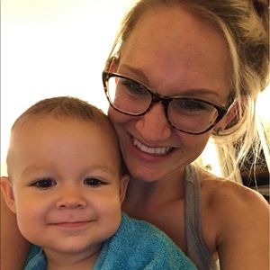 Meet your Posher, Brooke