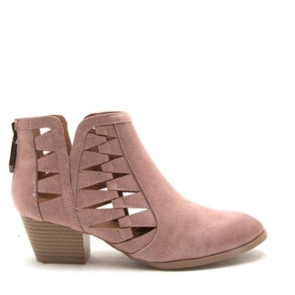✨Last One✨Blush cutout ankle booties - Picture 3 of 5