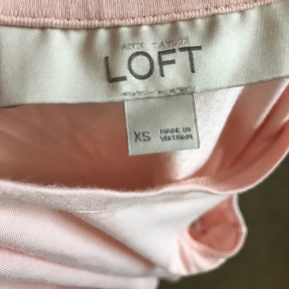 Blush Loft Sleeveless Shirt - Picture 3 of 3